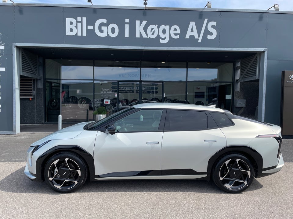 Kia EV4 81 Long Range GT-Line Fastback 4d
