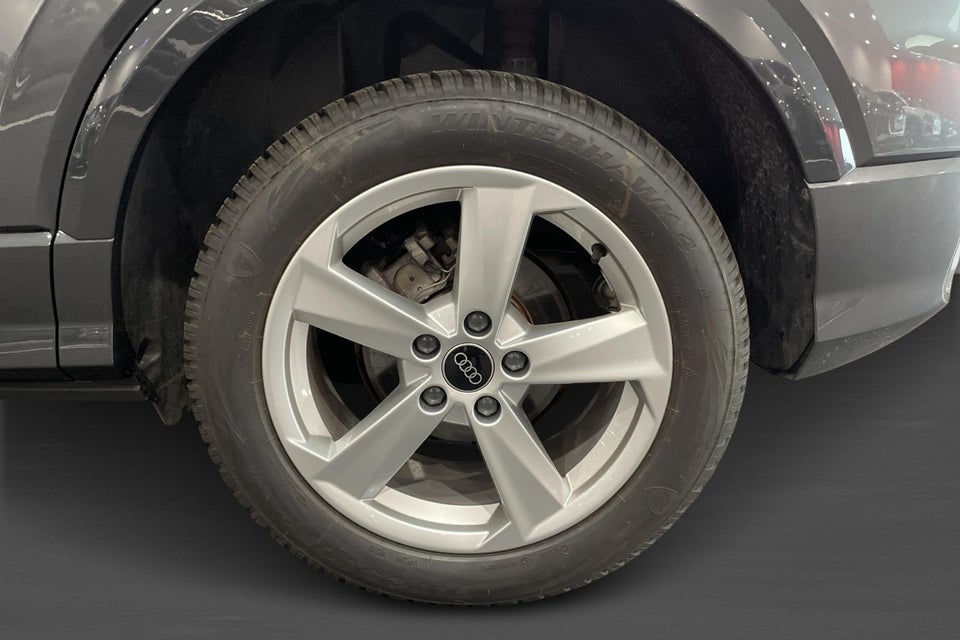 Audi Q2 35 TFSi S-line S-tr. 5d