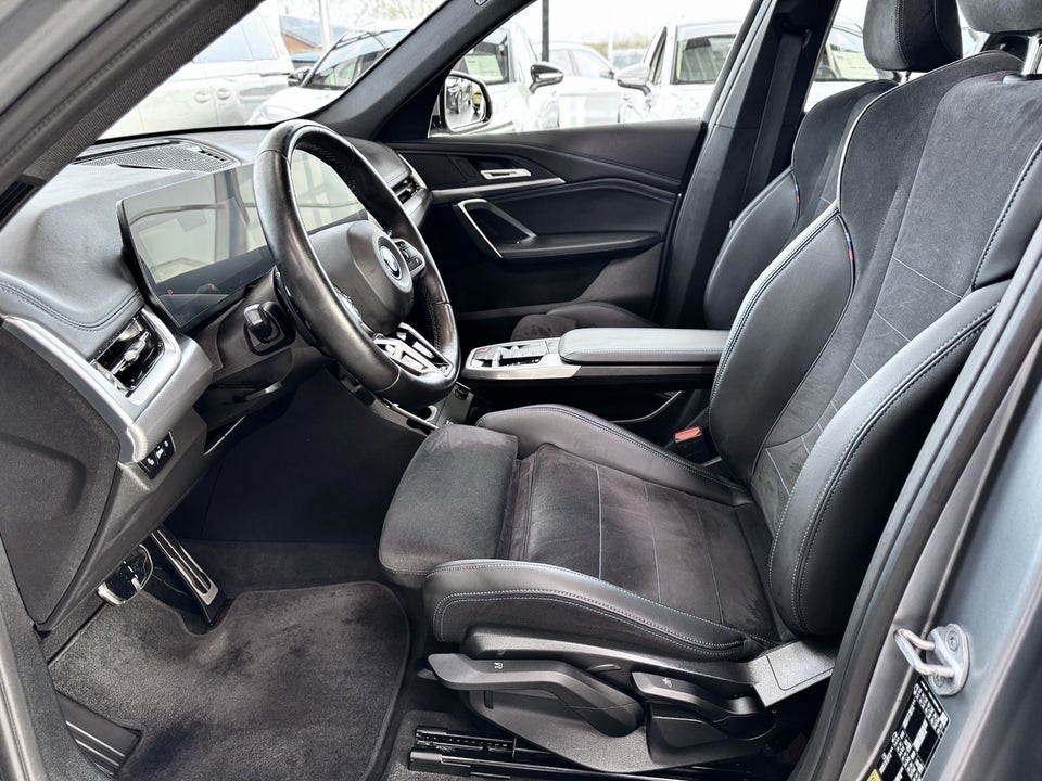 BMW iX1 xDrive30 M-Sport 5d