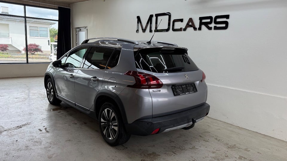 Peugeot 2008 1,2 e-THP 110 Allure Sky 5d