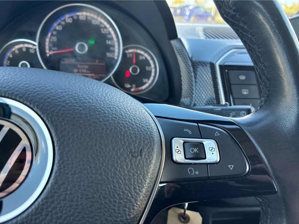 VW e-Up! Move Up! 5d