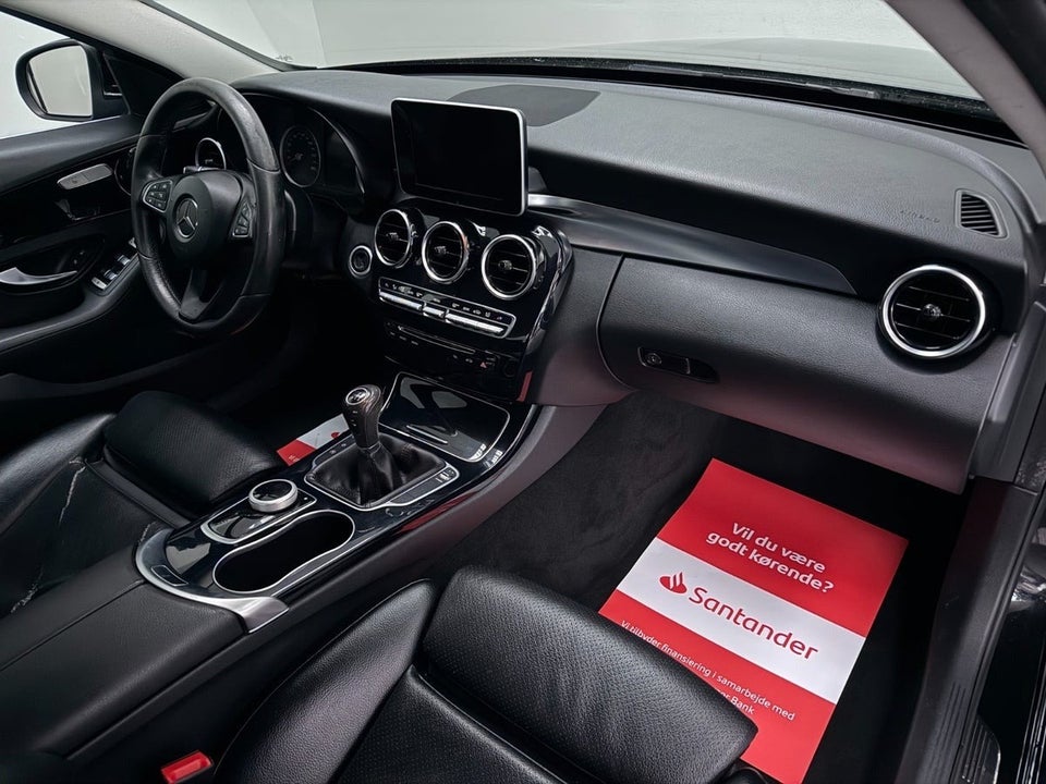 Mercedes C220 d 2,2 AMG Line 4d