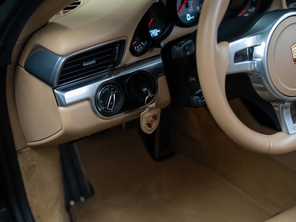 Porsche 911 Carrera 4S 3,8 Cabriolet PDK 2d