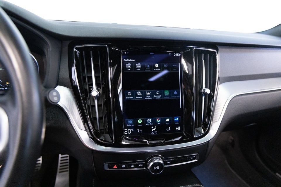 Volvo V60 2,0 T6 ReCharge R-Design aut. AWD 5d