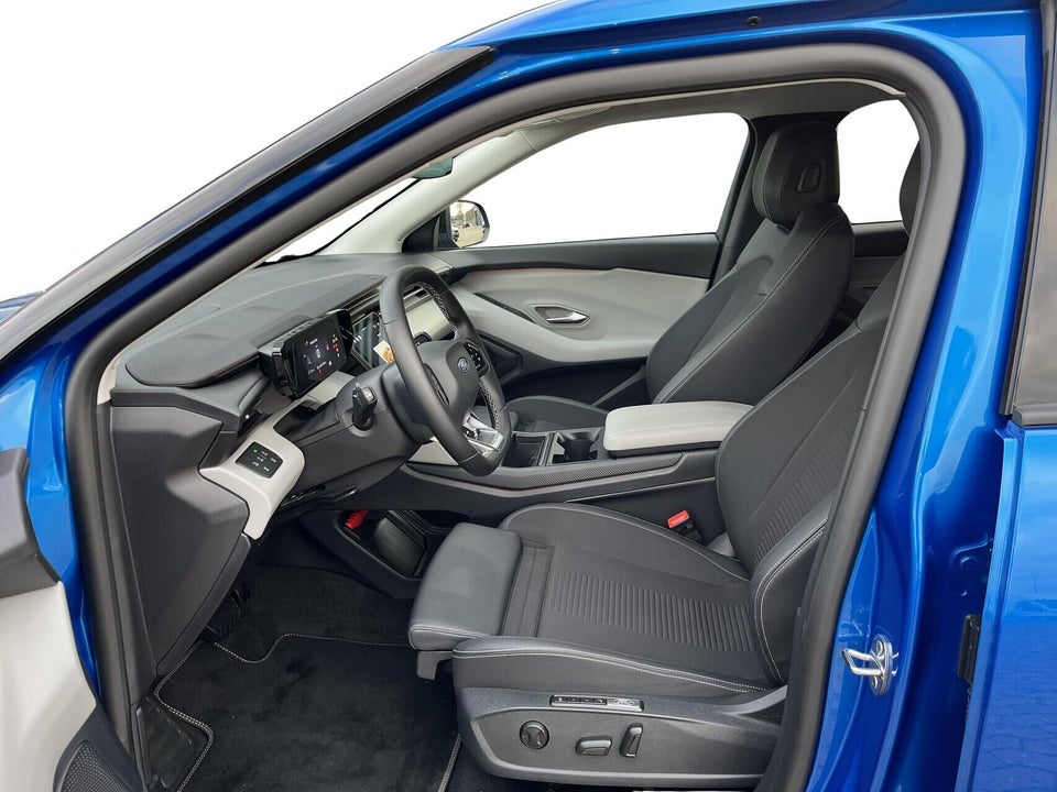 Ford Explorer 82 Premium Extended Range 5d