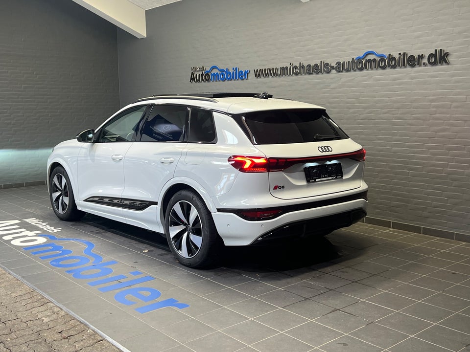 Audi Q6 e-tron S-line quattro 5d