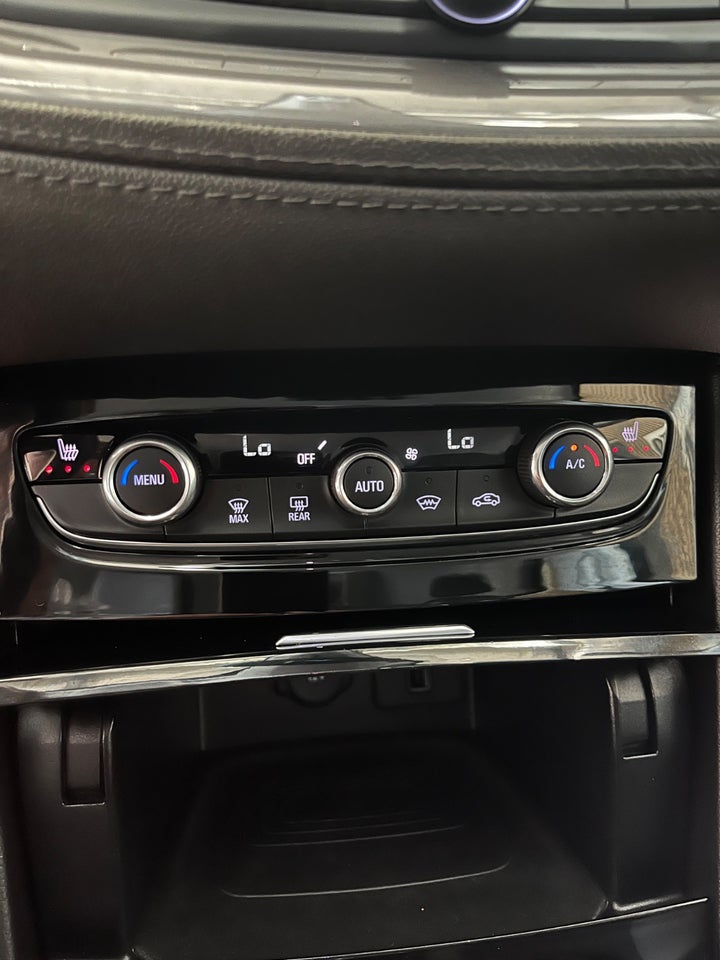 Opel Grandland X 1,6 Hybrid Exclusive aut. 5d