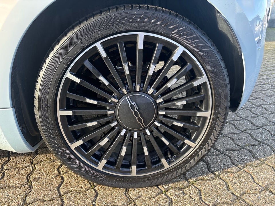 Fiat 500e 42 la Prima Cabrio 2d