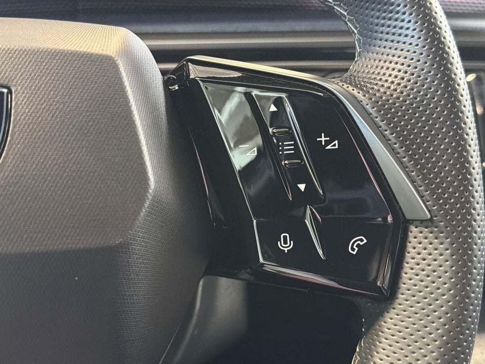 Peugeot e-5008 77 GT Pack 7prs 5d