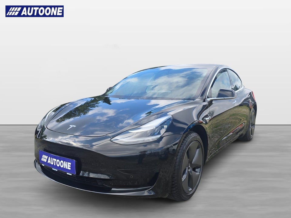 Tesla Model 3 Standard Range+ RWD 4d