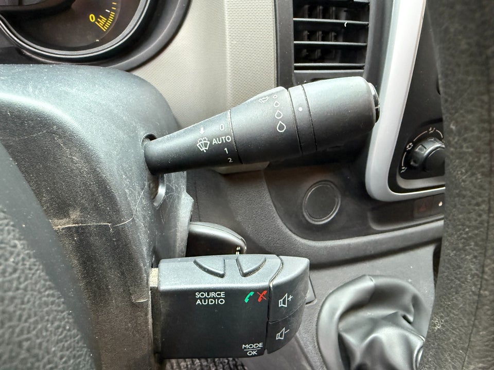 Renault Trafic T29 1,6 dCi 120 L2H1