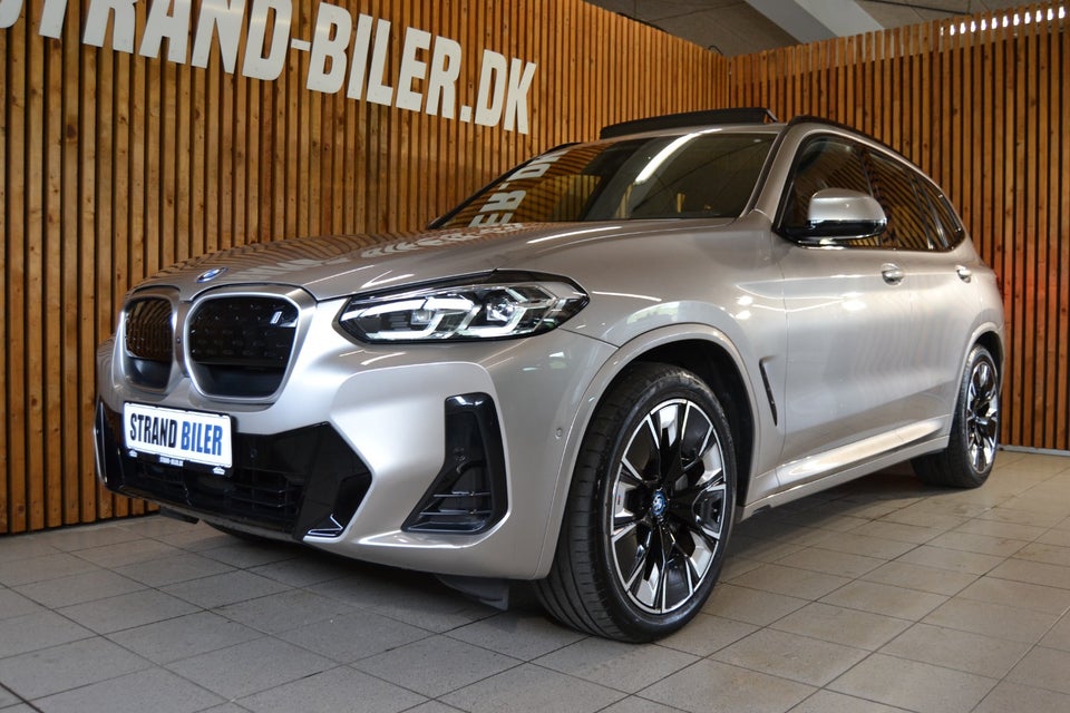 Brugt BMW iX3 Charged Plus M-Sport 5d - Bilbasen