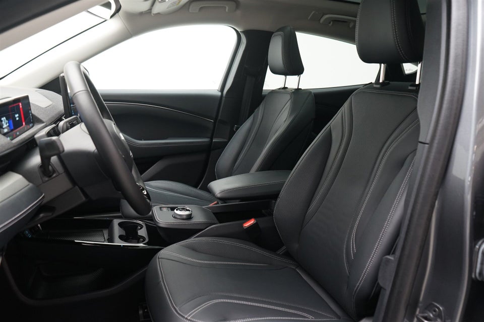 Ford Mustang Mach-E 70 Standard Range 5d