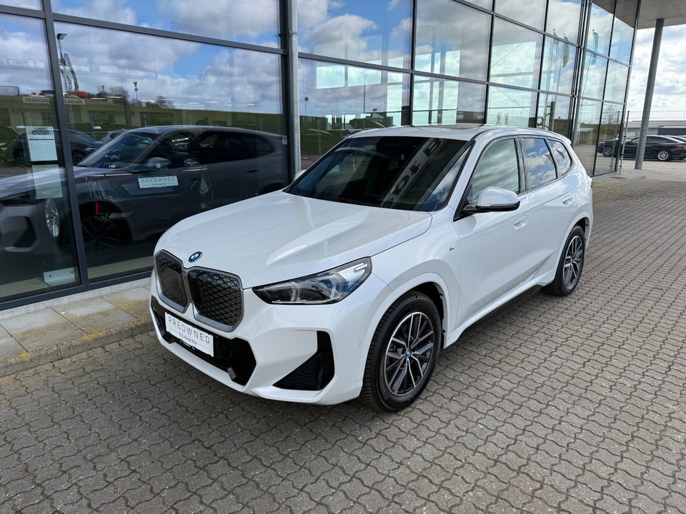 BMW iX1 eDrive20 M-Sport 5d
