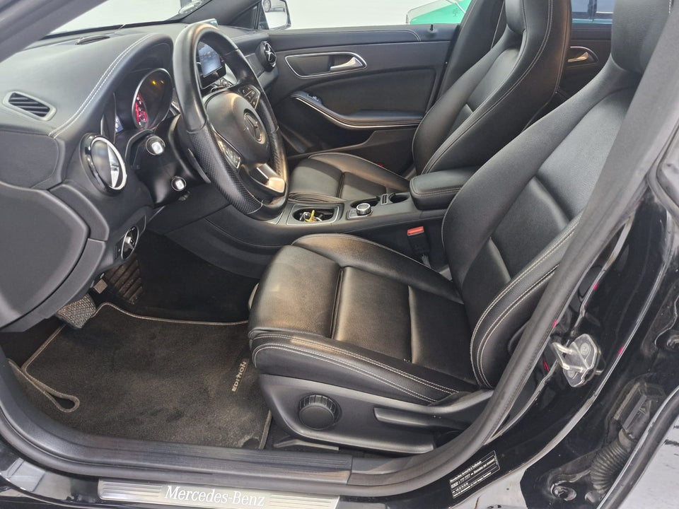 Mercedes CLA200 1,6 AMG Line Coupé 4d