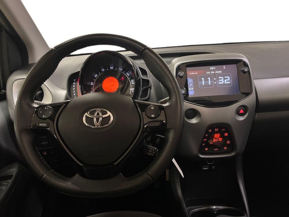 Toyota Aygo 1,0 VVT-i x-sky 5d