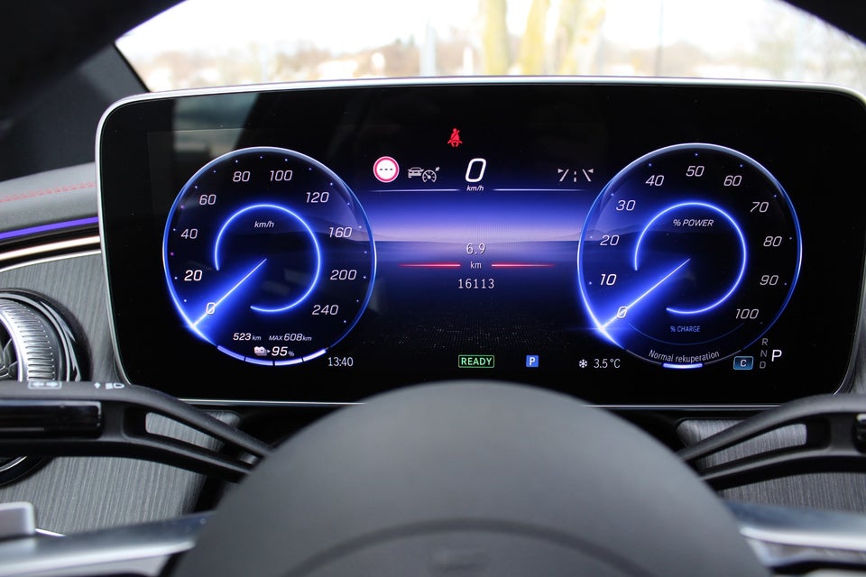 Mercedes EQE350 AMG Line 4Matic 4d