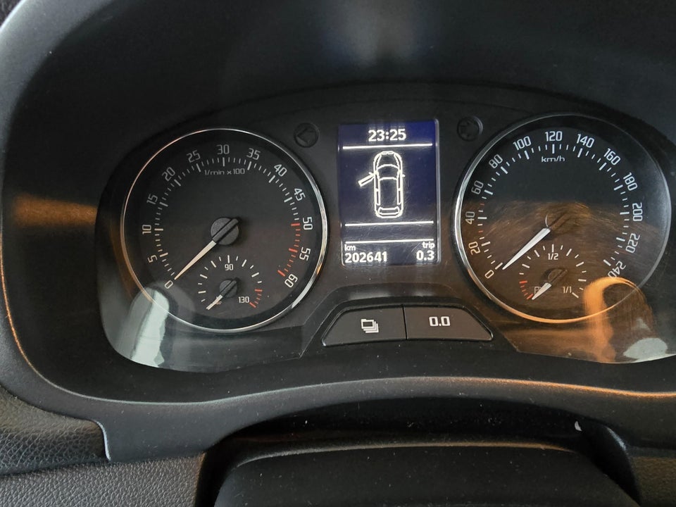 Skoda Fabia 1,6 TDi 105 Ambiente Combi 5d