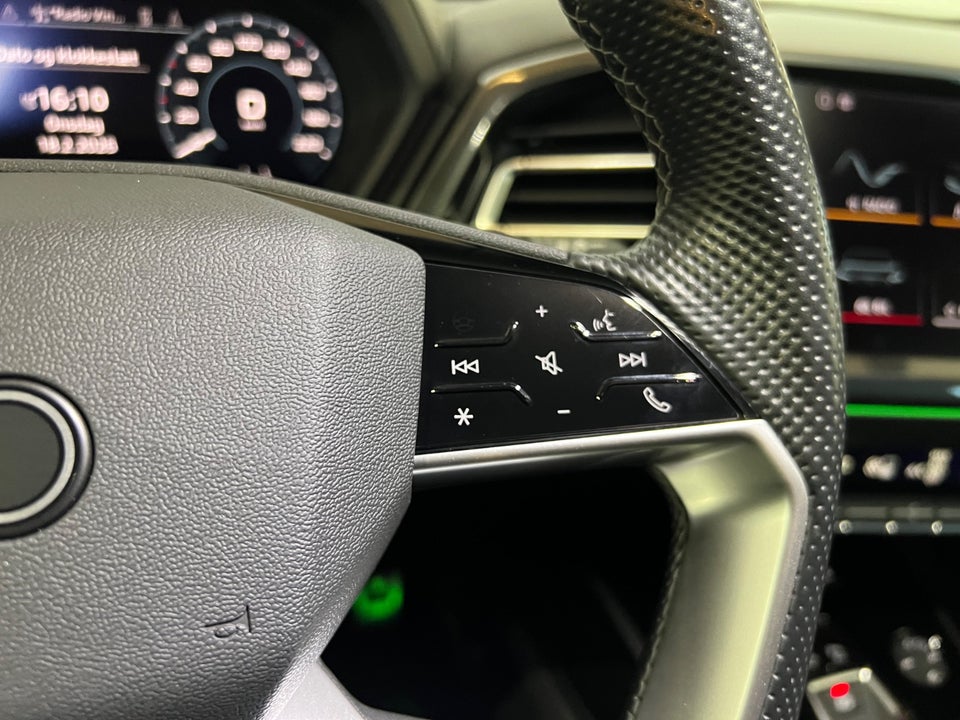 Audi Q4 e-tron 40 Advanced S-line 5d