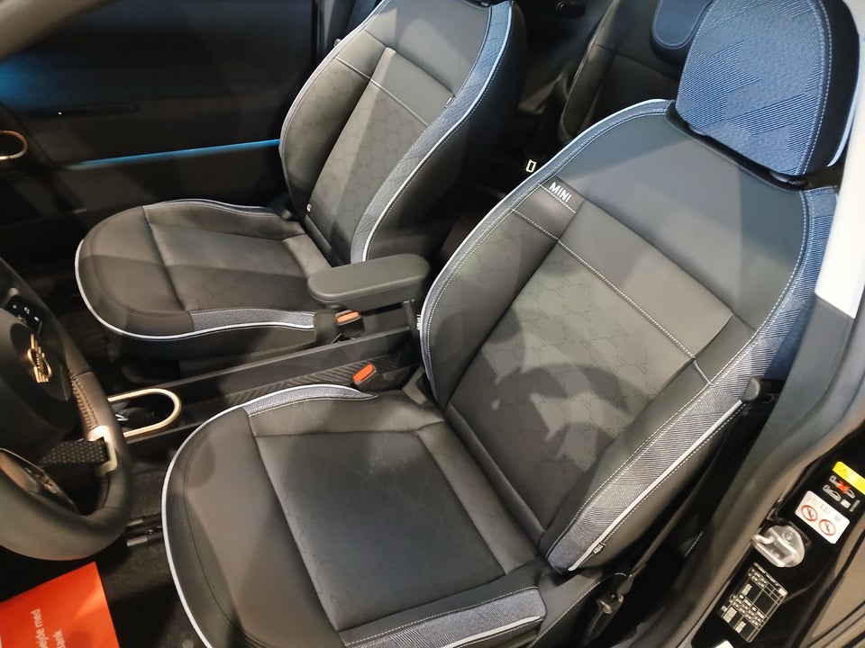 MINI Cooper SE Classic Trim M 3d