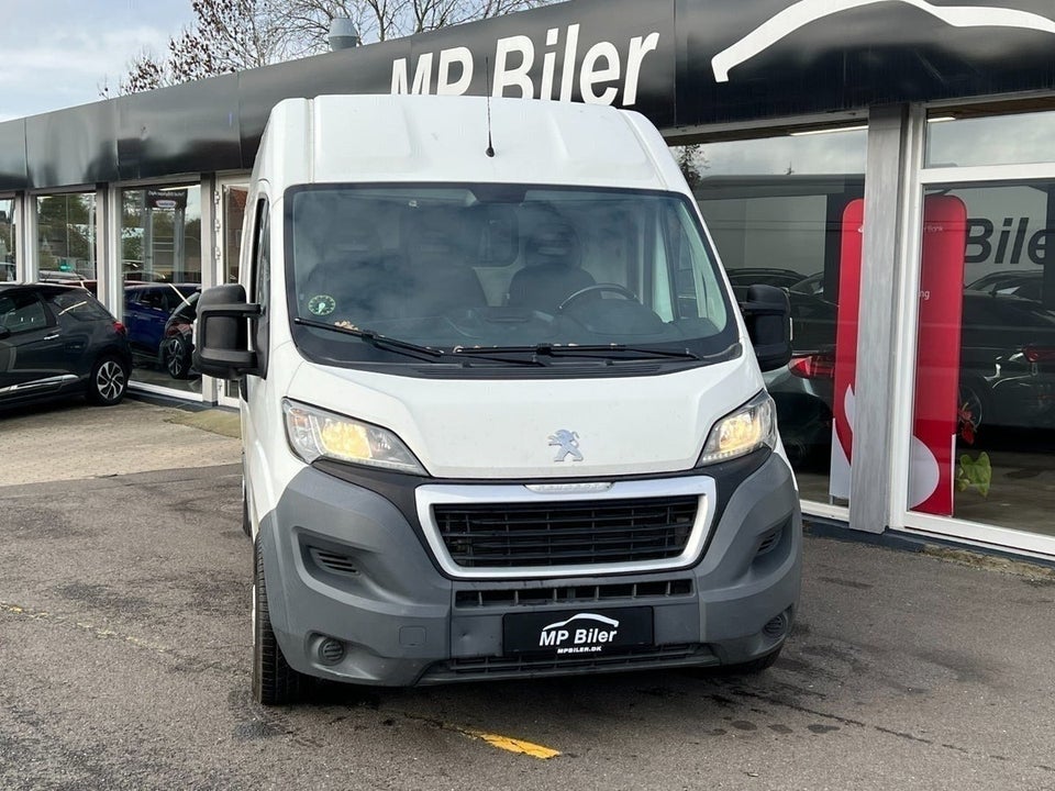 Peugeot Boxer 333 2,0 BlueHDi 130 L2 2d