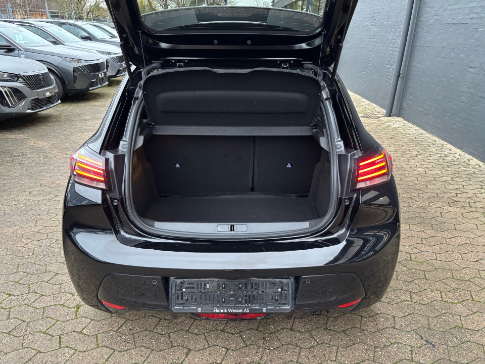 Peugeot 208 1,2 PureTech 100 Allure 5d