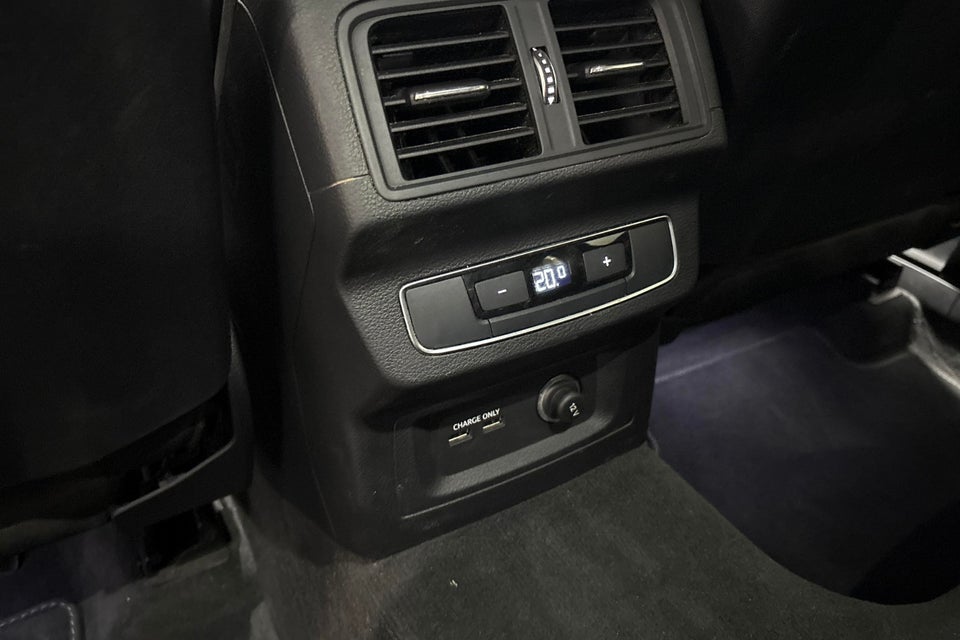 Audi Q5 50 TFSi e S-line quattro S-tr. 5d