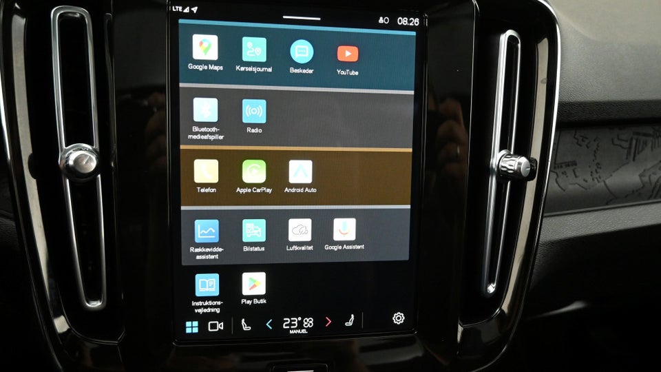 Volvo EX40 Twin Black Edition 5d