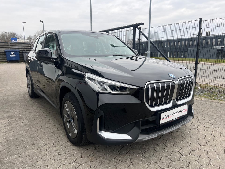 BMW iX1 xDrive30 Fully Charged 5d