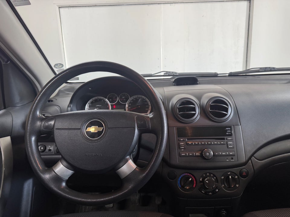 Chevrolet Aveo 1,2 Base 5d