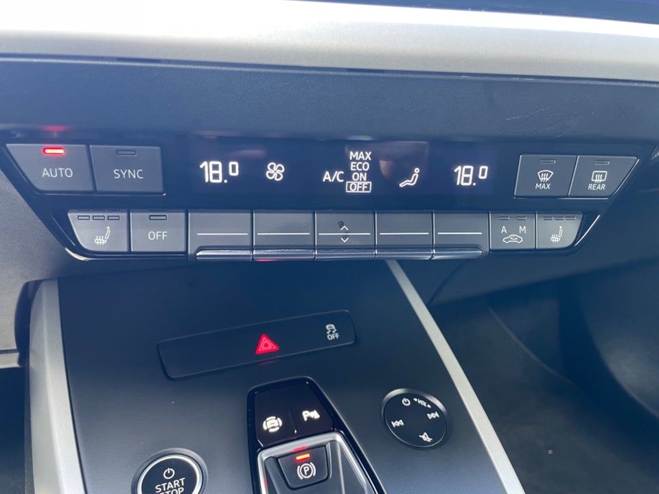 Audi Q4 e-tron 40  5d