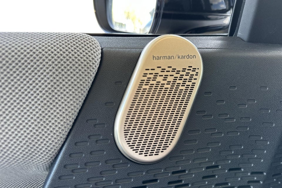 MINI Cooper SE Favoured Trim XL 3d