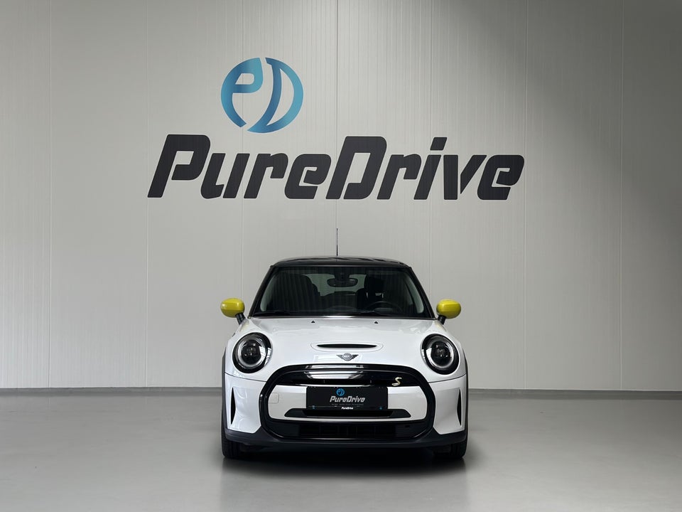 MINI Cooper SE Classic Trim 3d