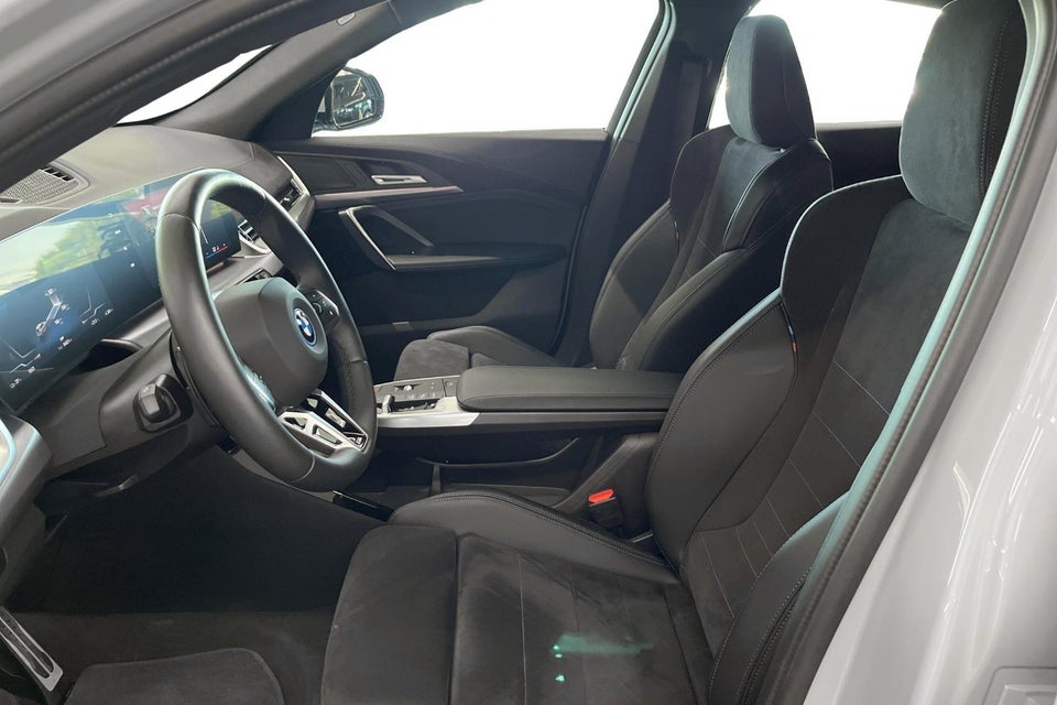 BMW iX2 eDrive20 M-Sport 5d