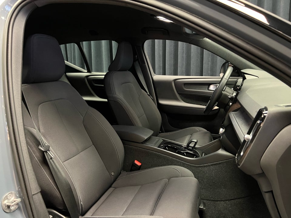 Volvo XC40 ReCharge Core 5d