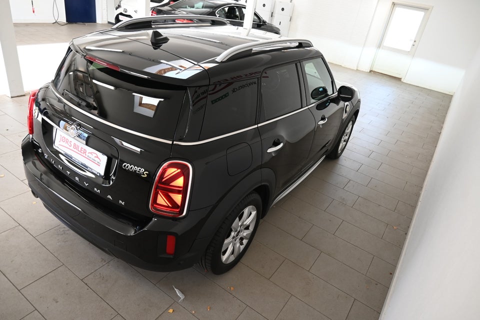 MINI Countryman Cooper SE 1,5 Essential aut. ALL4 5d