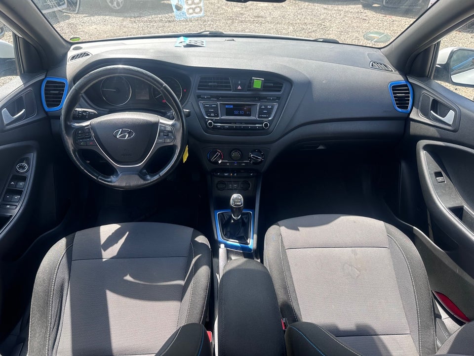 Hyundai i20 1,1 CRDi 75 EM-Edition 5d