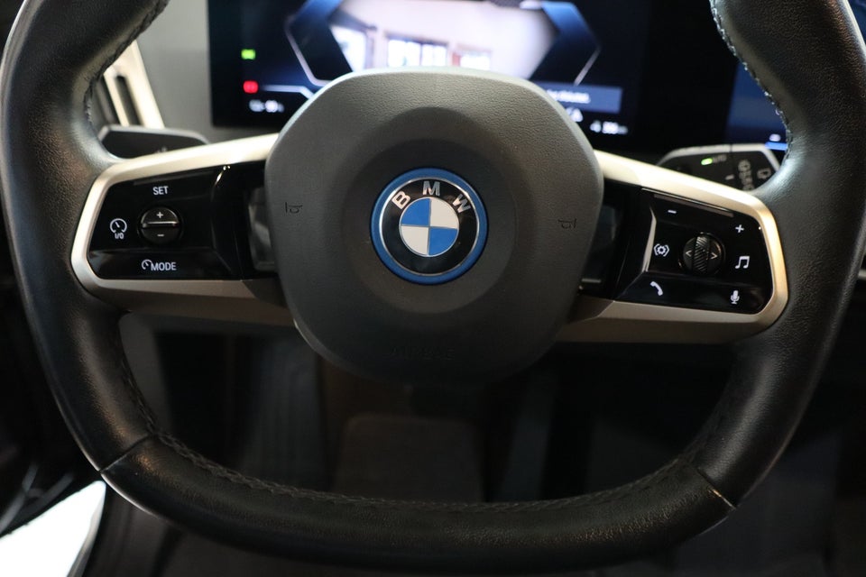 BMW iX xDrive40 Fully Charged 5d
