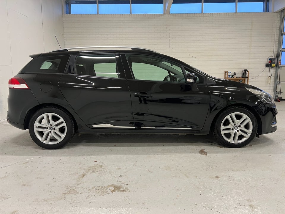 Renault Clio IV 0,9 TCe 90 Expression Sport Tourer 5d