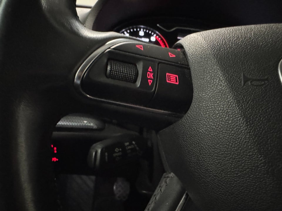 Audi A3 1,4 TFSi 140 Ambiente Sportback 5d