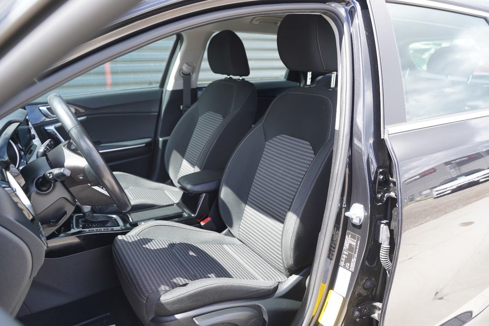 Kia Ceed 1,6 PHEV Prestige SW DCT 5d