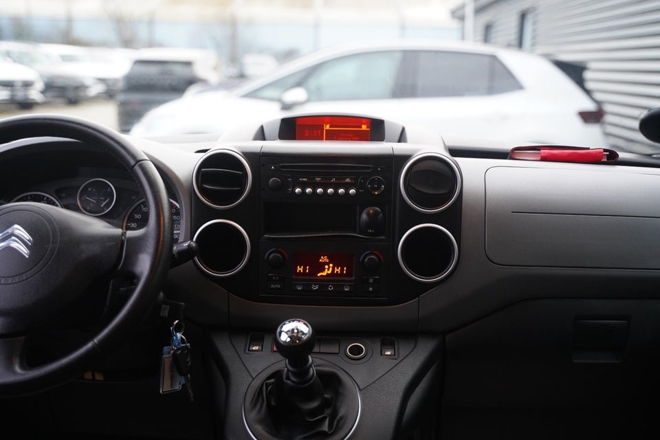 Citroën Berlingo 1,6 BlueHDi 120 Feel 5d