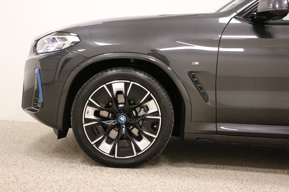 BMW iX3 Charged Plus M-Sport 5d