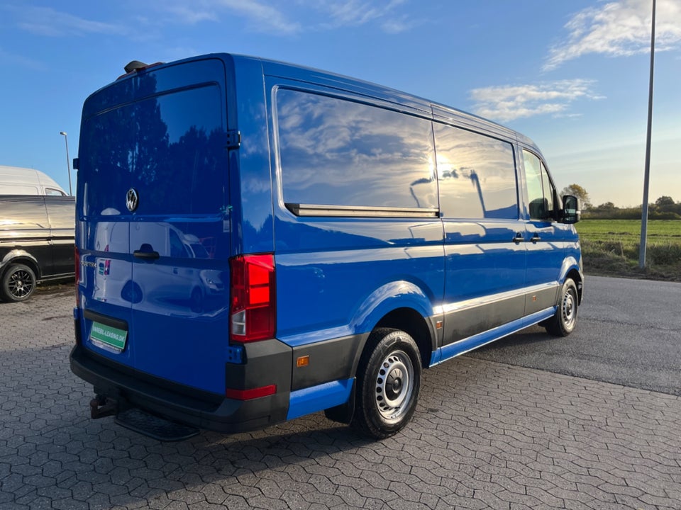 VW Crafter 30 2,0 TDi 140 Kassevogn L3H2