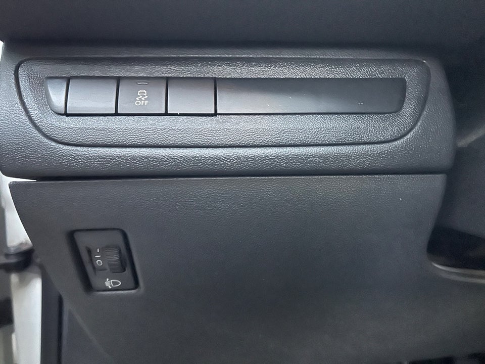 Peugeot 208 1,2 VTi Allure 5d