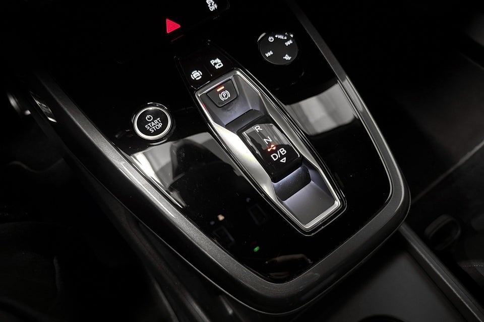 Audi Q4 e-tron 40  5d