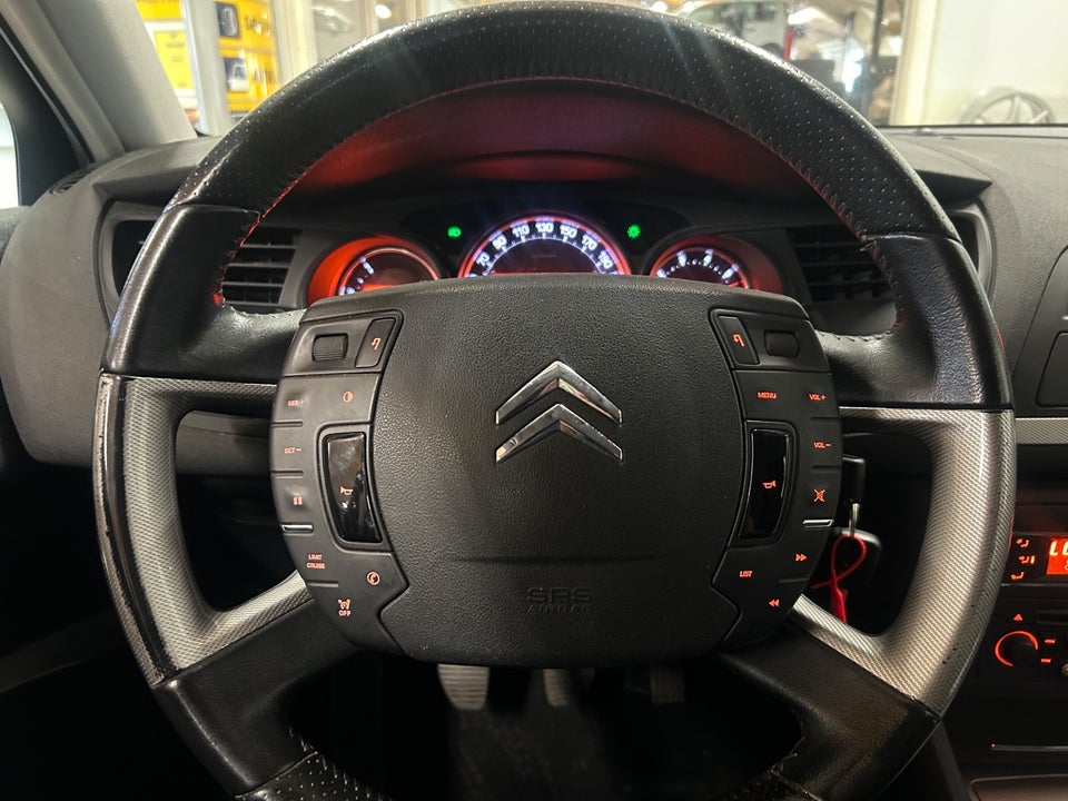 Citroën C5 1,8i 16V Dynamique 4d