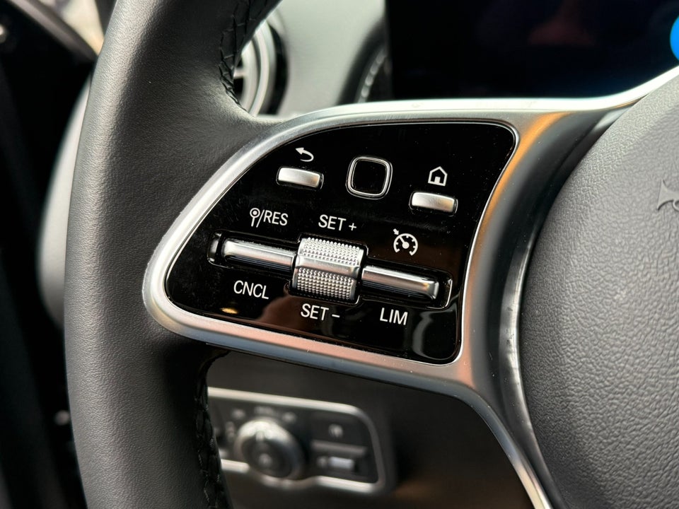 Mercedes EQB250 7prs 5d