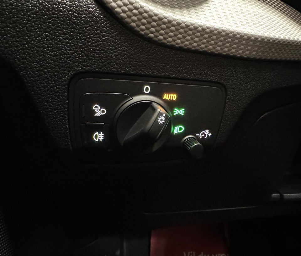 Audi Q2 35 TFSi Prestige S-tr. 5d