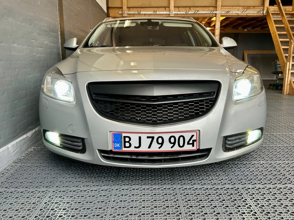 Opel Insignia 2,0 CDTi 160 Cosmo Sports Tourer eco 5d